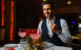 Mabrouk Hotel And Suites- Adult Only